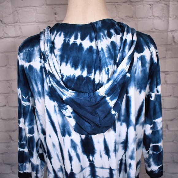 NWT $62 River Tie-Dye Hooded Blouse S, Blue & White 3/4 Sleeves, Loose Fit Flowy - Picture 5 of 8